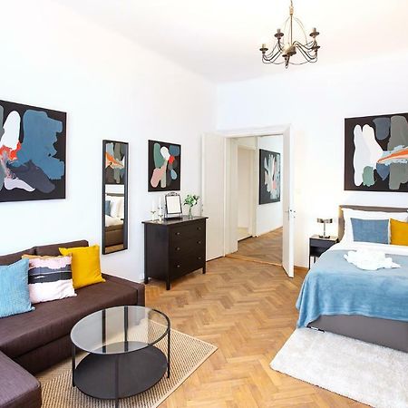 5Br 2Bath Family Apt 5Mins To Wenceslas Square Prag Dış mekan fotoğraf