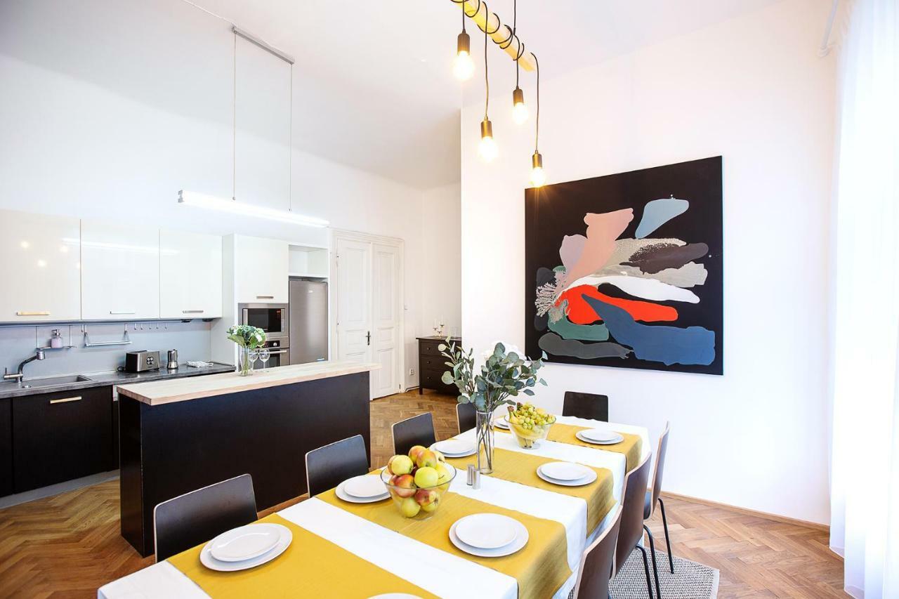 5Br 2Bath Family Apt 5Mins To Wenceslas Square Prag Dış mekan fotoğraf