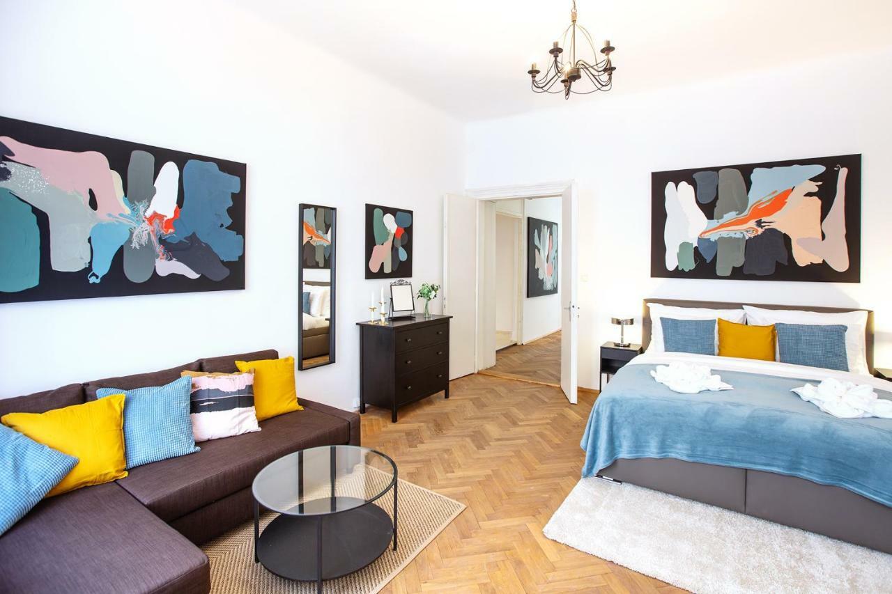 5Br 2Bath Family Apt 5Mins To Wenceslas Square Prag Dış mekan fotoğraf