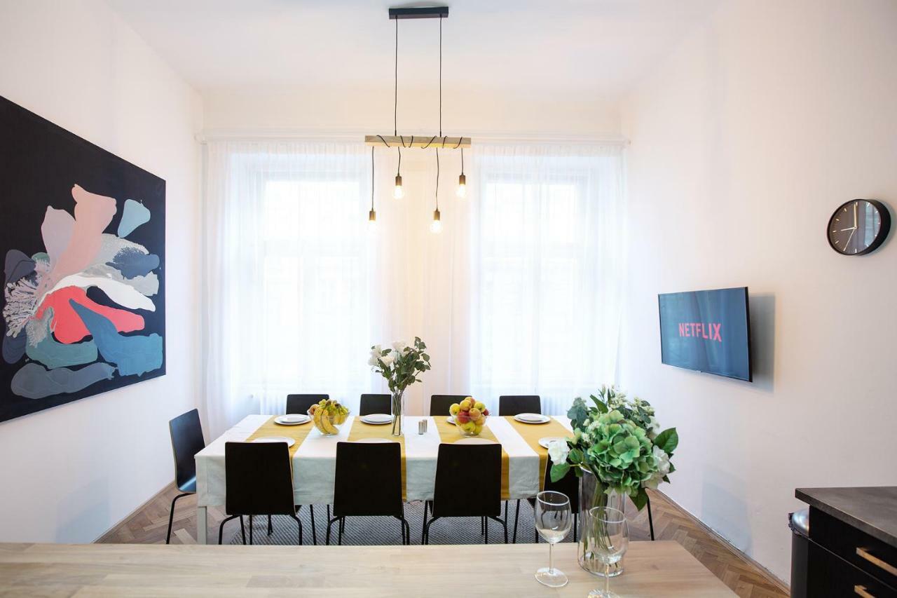5Br 2Bath Family Apt 5Mins To Wenceslas Square Prag Dış mekan fotoğraf